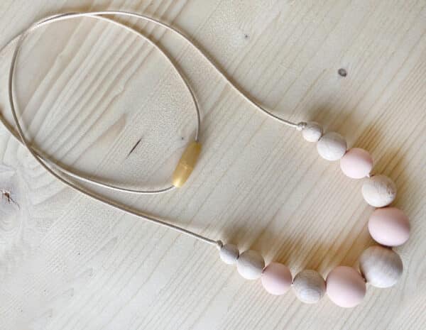 Collar apego-lactancia