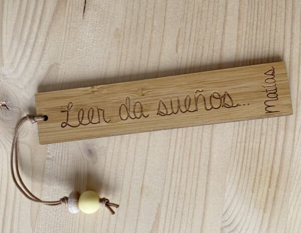 Marca páginas de madera