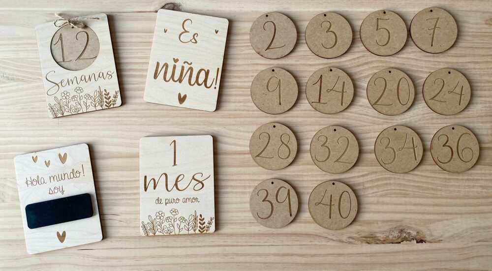 Placas de Madera Anuncio Embarazo Familia - Manos Inkietas