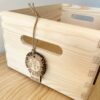 Caja 20x30cm con nombre y león en relieve - Imagen 2