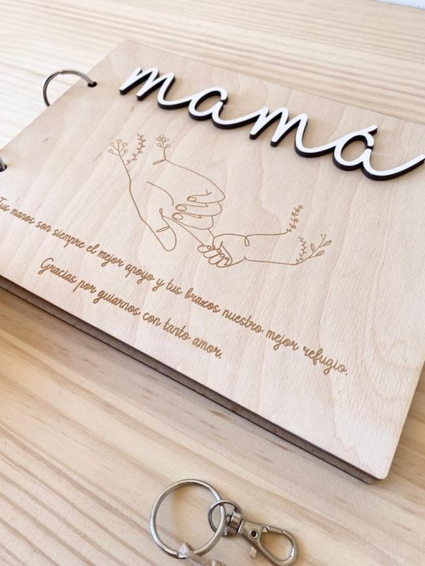 Álbum madera manos